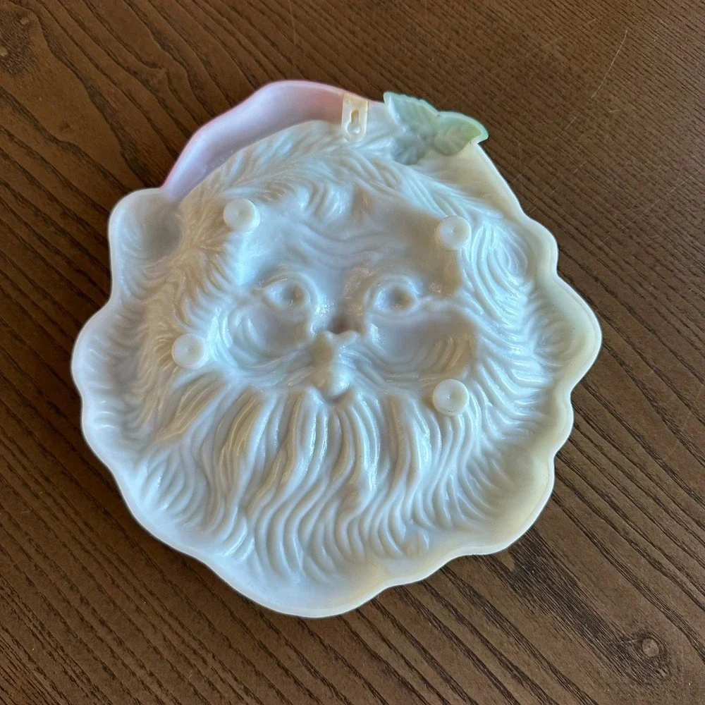 Vintage Santa Claus‎ Plastic Wall Plaque Dish Christmas Decor Kitschmas 7in